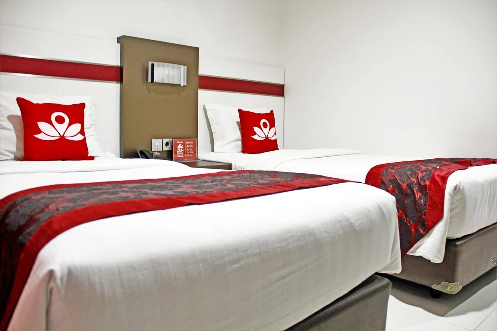 ZEN Rooms Kiaracondong