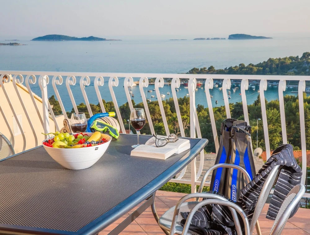 Studio Apartments Andrijana