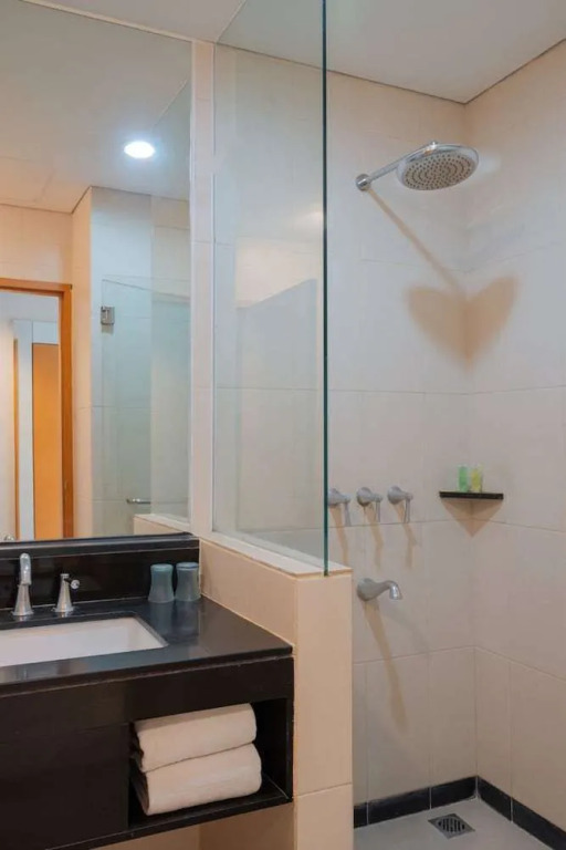 The Capital Hotel Surabaya