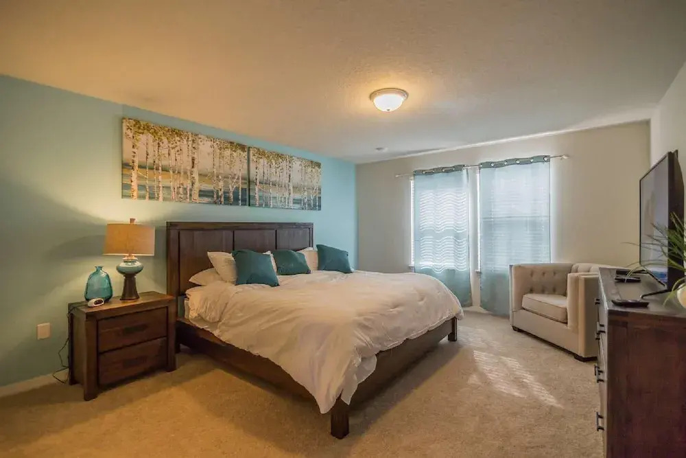 9039 Windsor at Westside