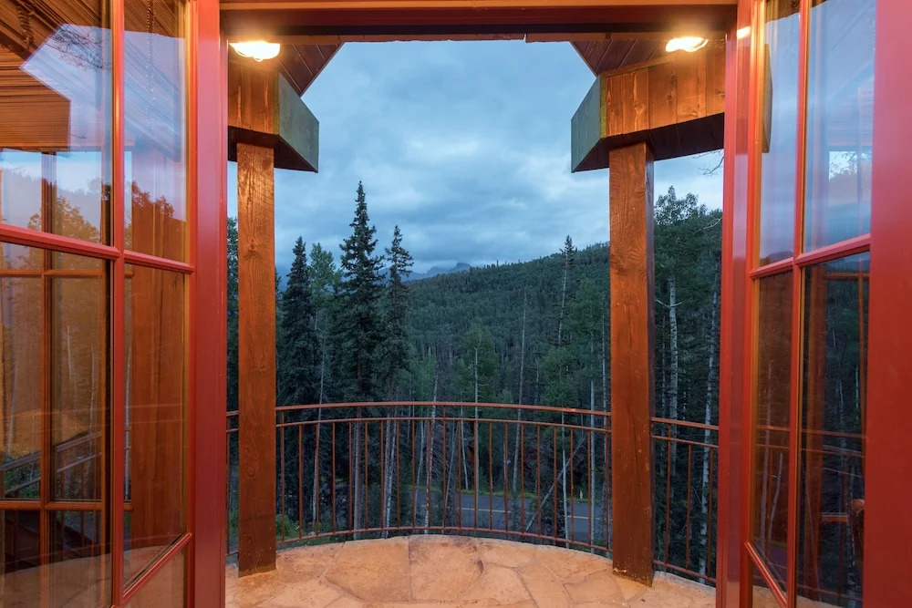 Stonegate Chalet - 4 Br Home