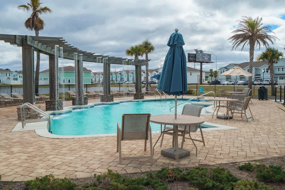 Beach Getaway Community Amenities!