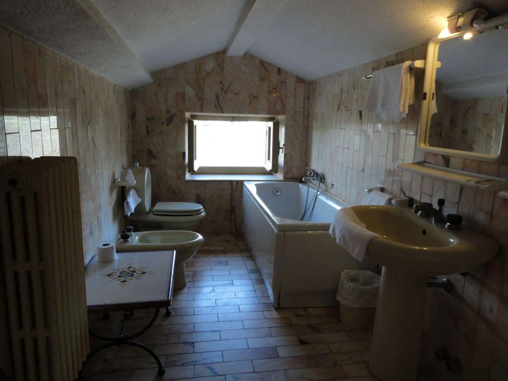 3 Esse Country House