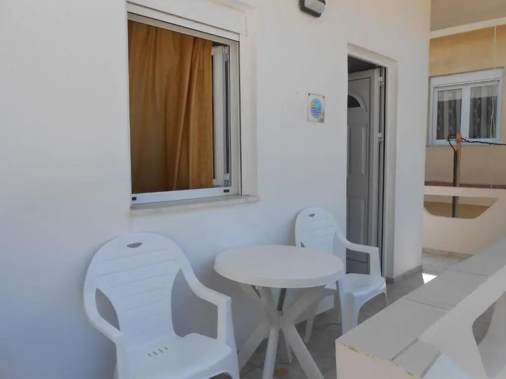 Frossos Apartments