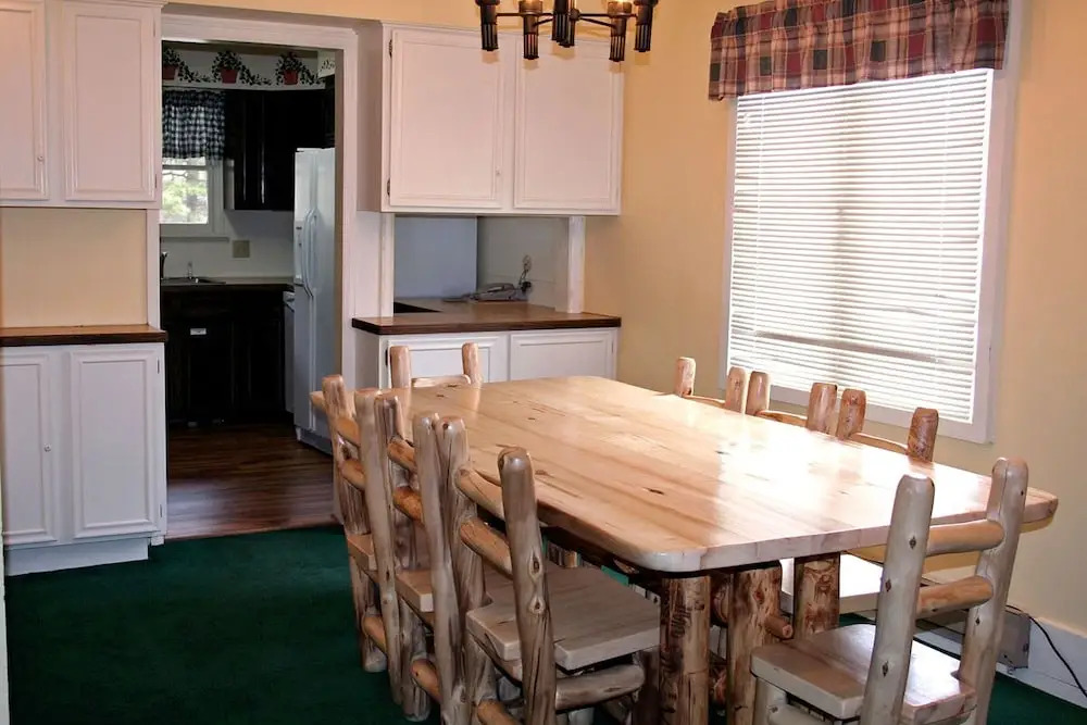 Fawn Valley Inn: 276