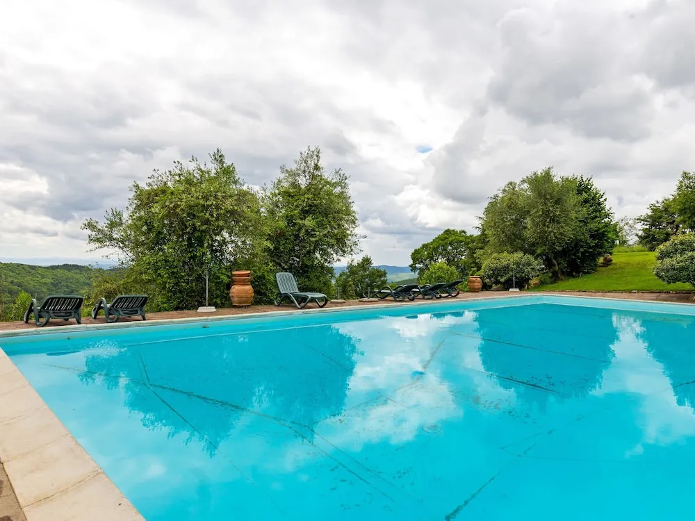 Beautiful Holiday Home in Chianti With Swimming Pool