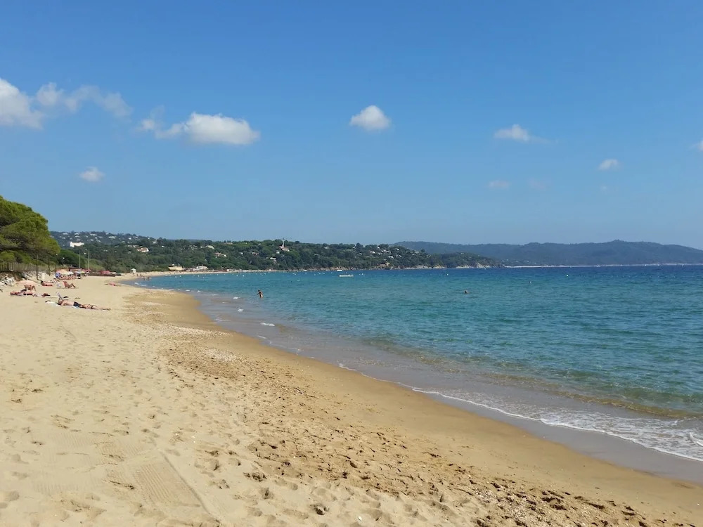 Villa in Cavalaire-sur-mer Near the Sea