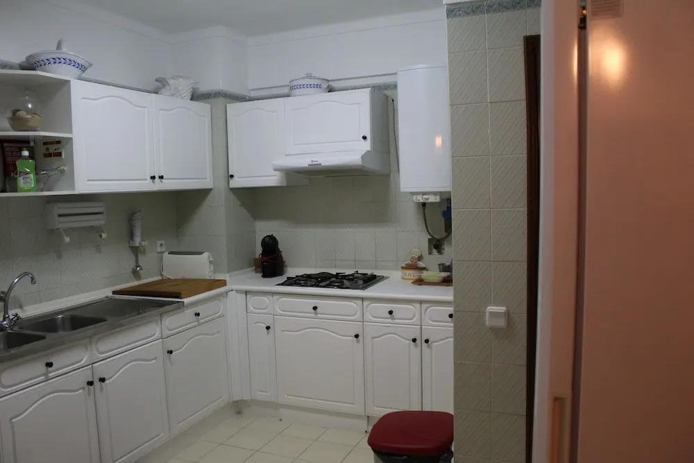 Beautiful Apartment in Quarteira with Beach View