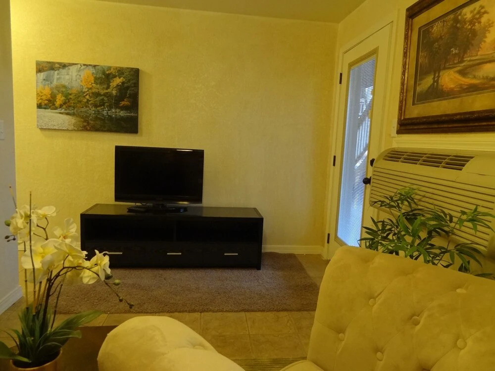 A2 - Poolside King Cabana with full kitchen, king bed, sleeper sofa and pool access