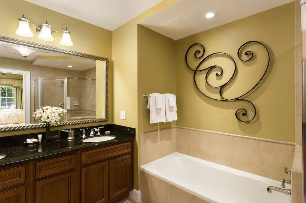 Sun 3 Bed Central in Reunion 3 Br condo by RedAwning