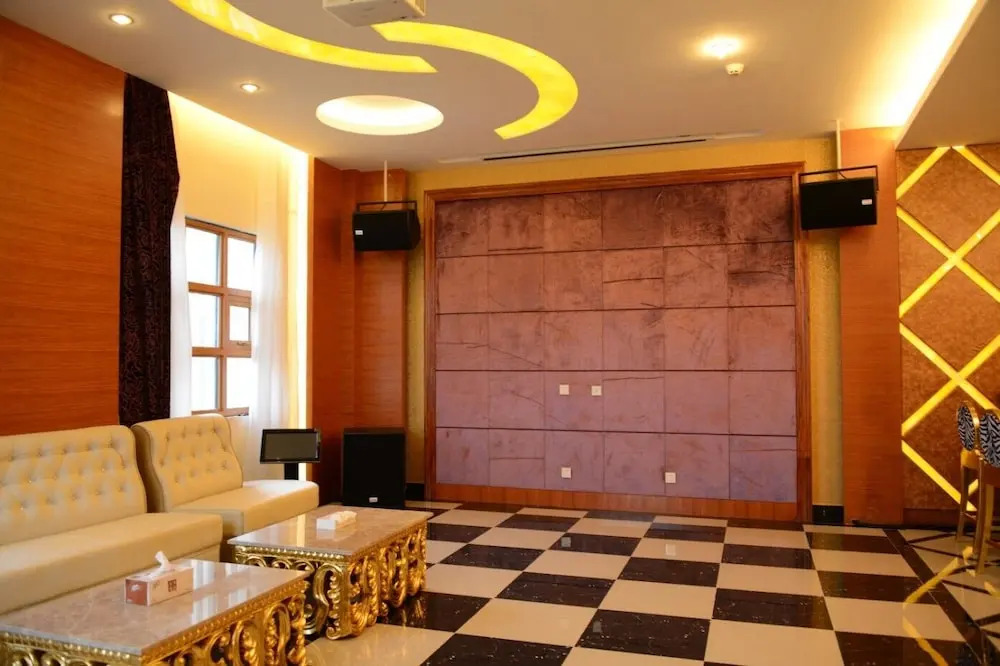 Golden Peacock Resort Hotel