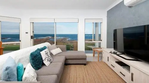 Hear the waves at Anna Bay!