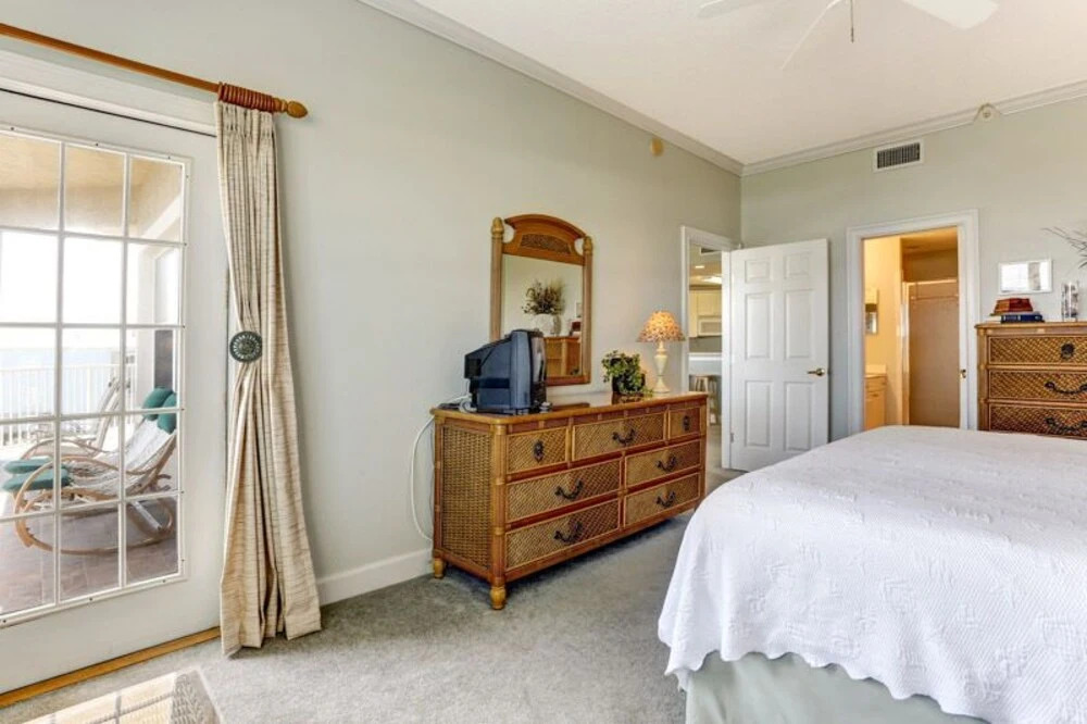 Ocean Park 304 - 3 Br Condo