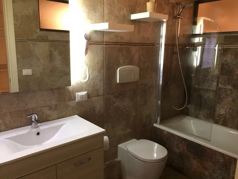 Imola Suites