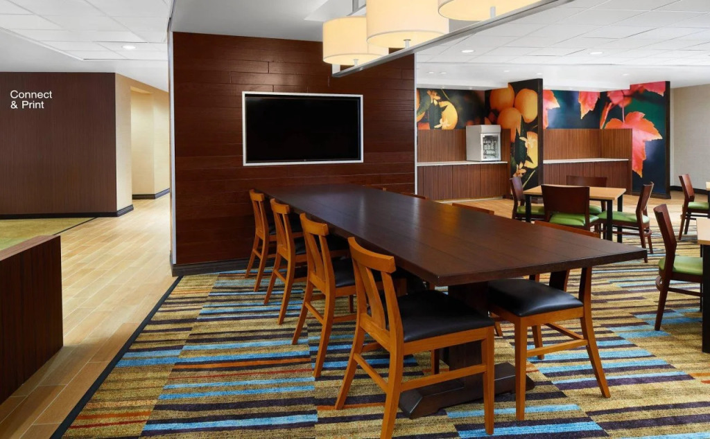 Fairfield Inn & Suites by Marriott Fresno Yosemite International Airport