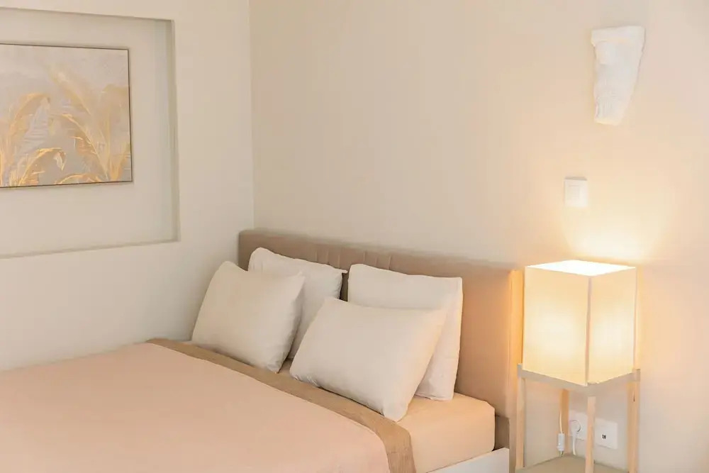 Plantaea Studio - Athens Escape