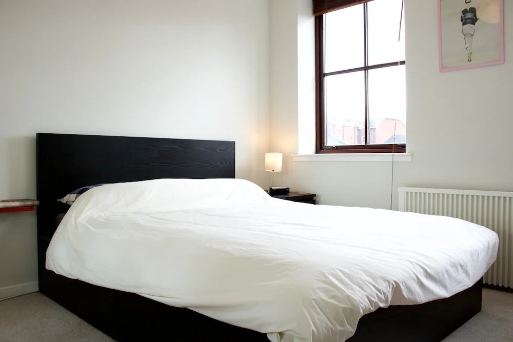Spacious 2 Bedroom Flat