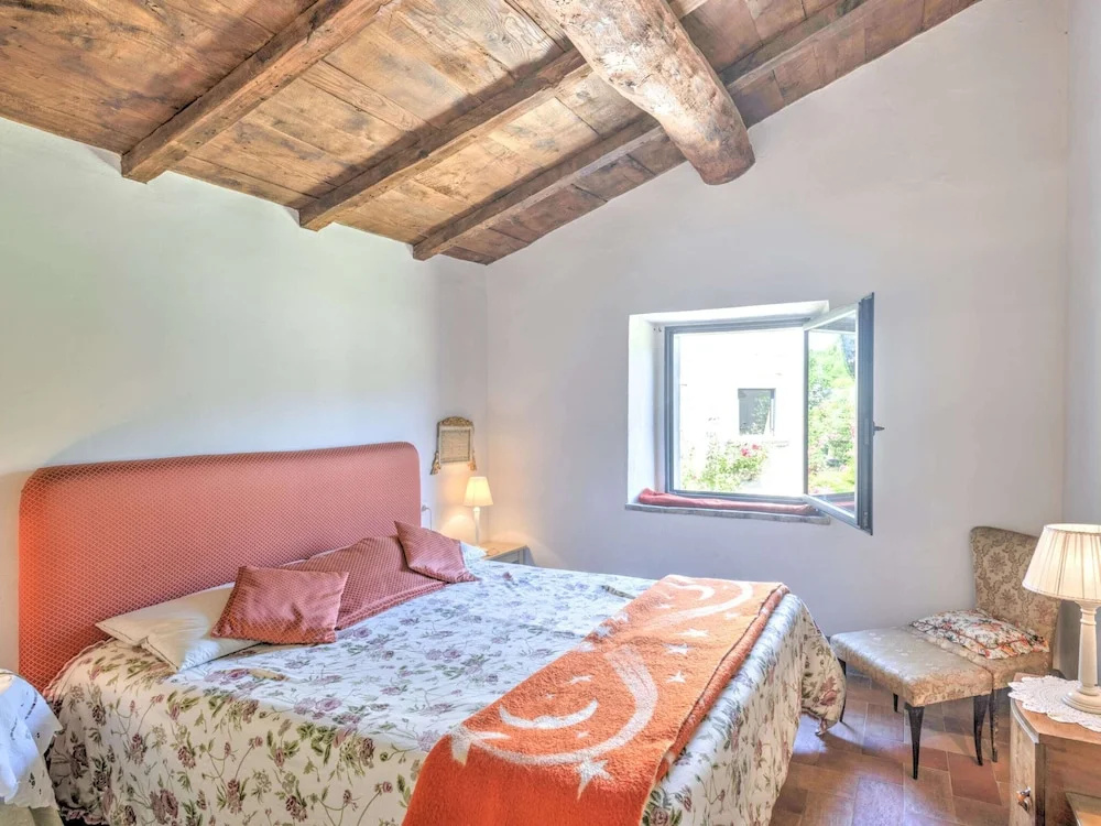 Comfortable Home in San Godenzo near Lake