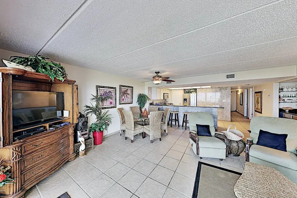New Listing! Gulf-front Gem, Sauna, Pools & Tennis 3 Bedroom Condo