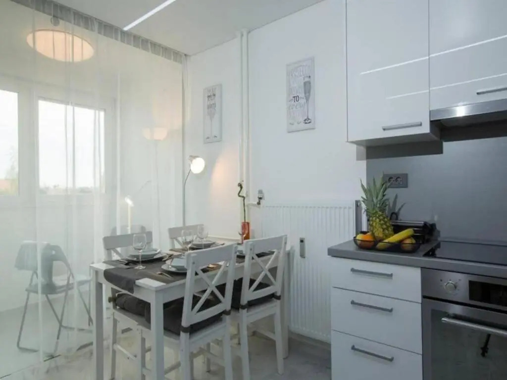 Modern & Luxury APT Zagreb Airport W/ Free Wifi