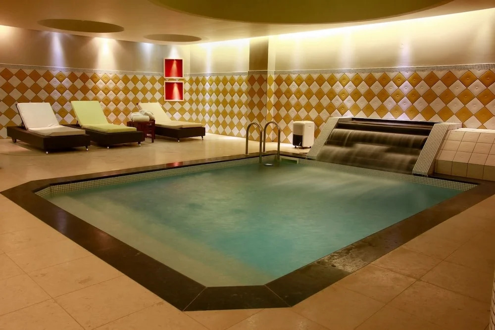 Aigai Hotel