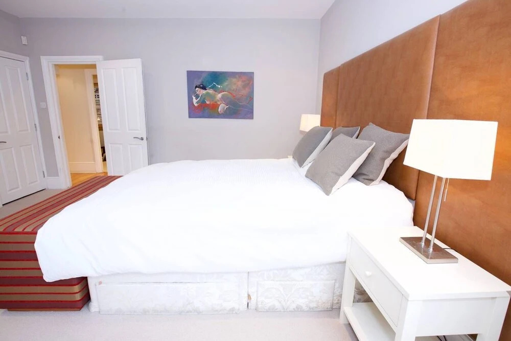 2BR Apt With Garden Near Clapham High Street Station