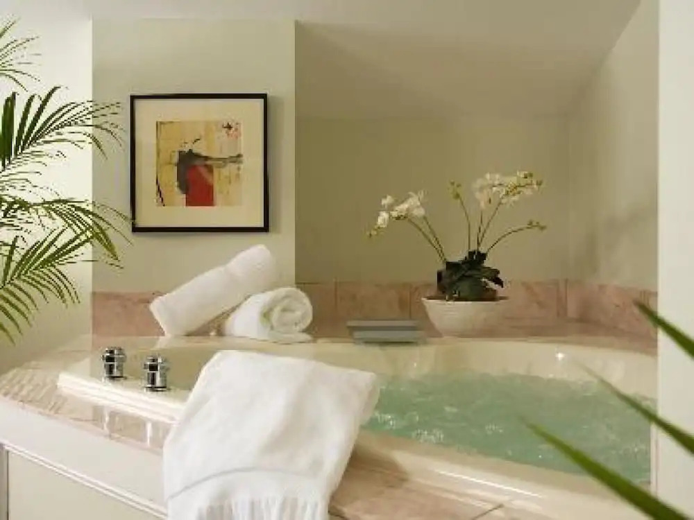 Hydrangea House Inn