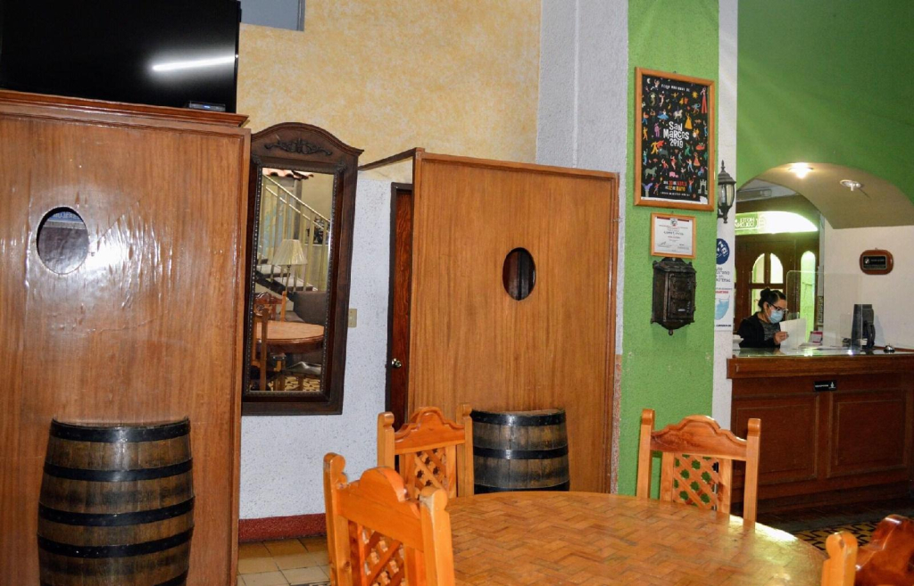 Hotel Colonial