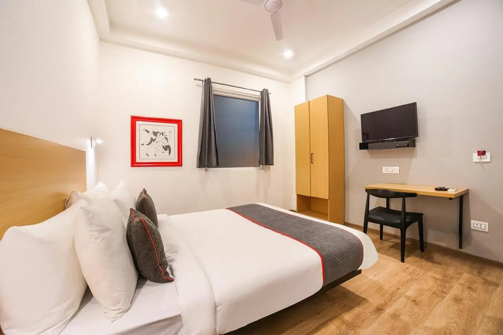 Hotel Pink Saffron