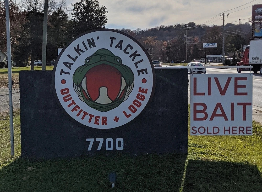 Talkin Tackle Outfitter and Lodge