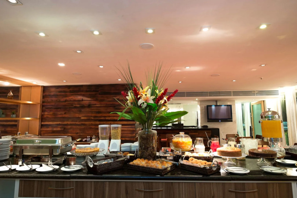 Golden Tulip Macaé