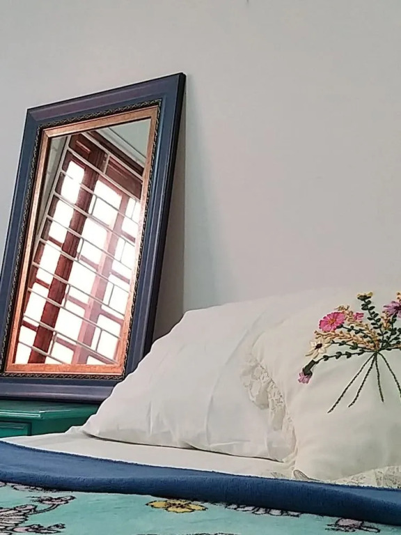 Rumi's Hostel e café