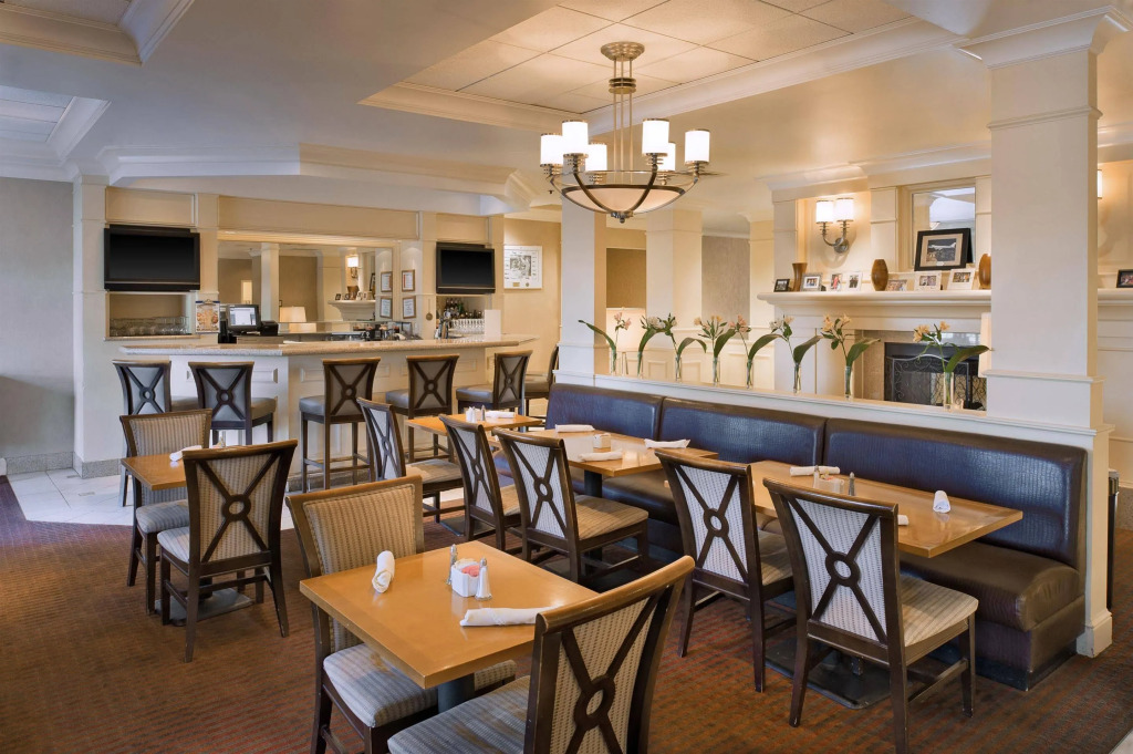 Radisson Hotel Fairview Heights - St Louis