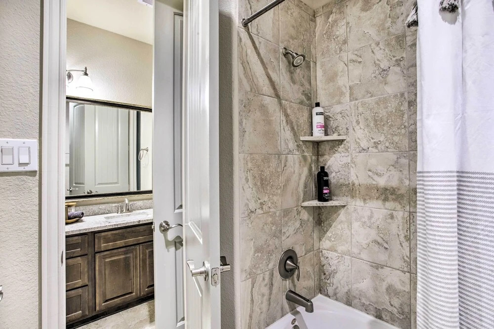 Spacious Cypress Home in Fairfield Community!