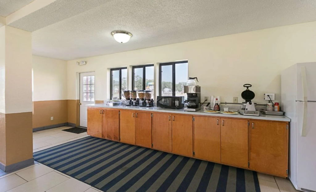 Rodeway Inn
