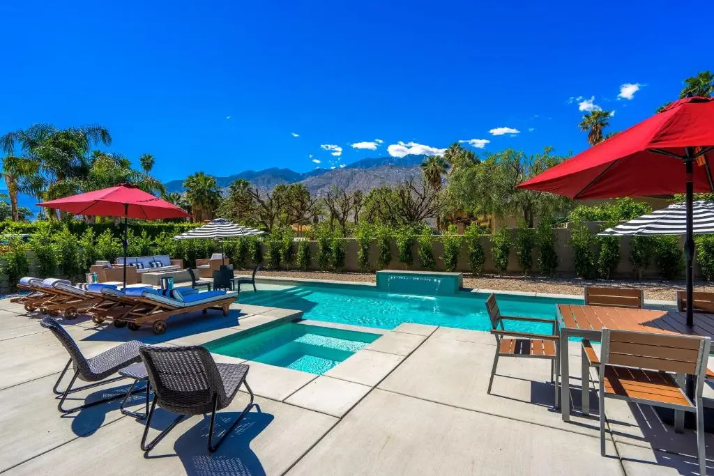 Best in Palm Springs • Featured in Dwell • 5 Bedrooms & All En Suite Baths