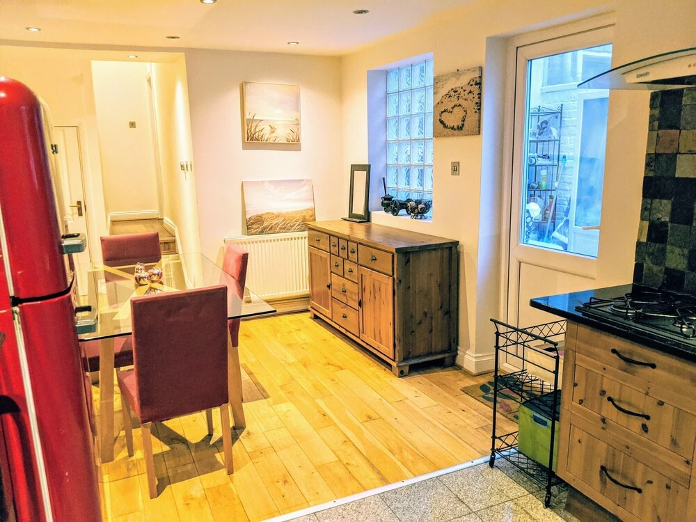 Highbury House Apartment