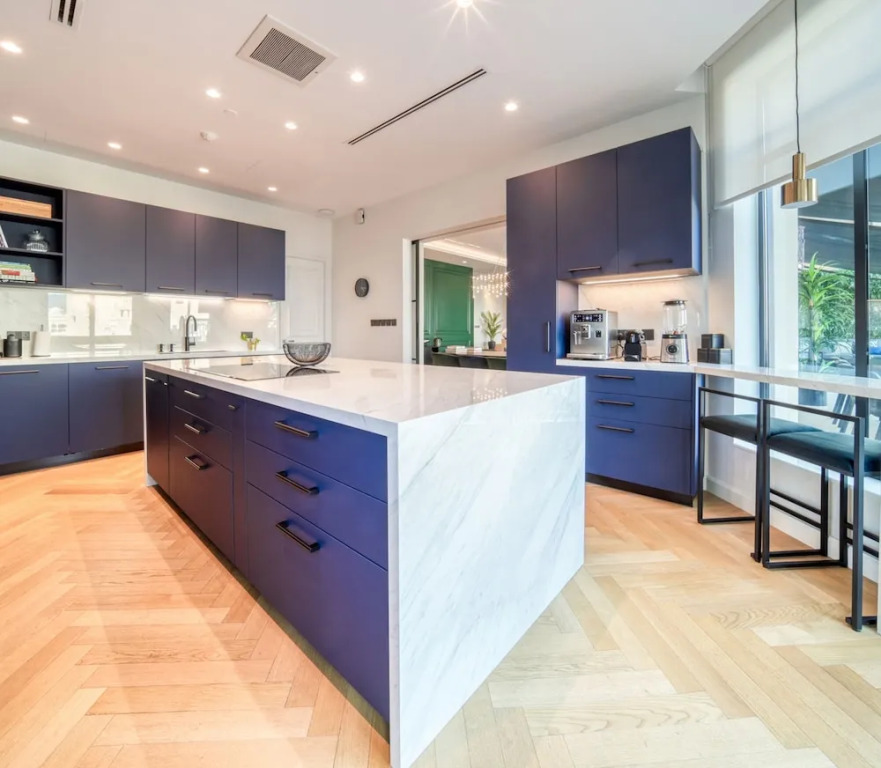 Modern 3BR Palm Penthouse w Private Plunge Pool