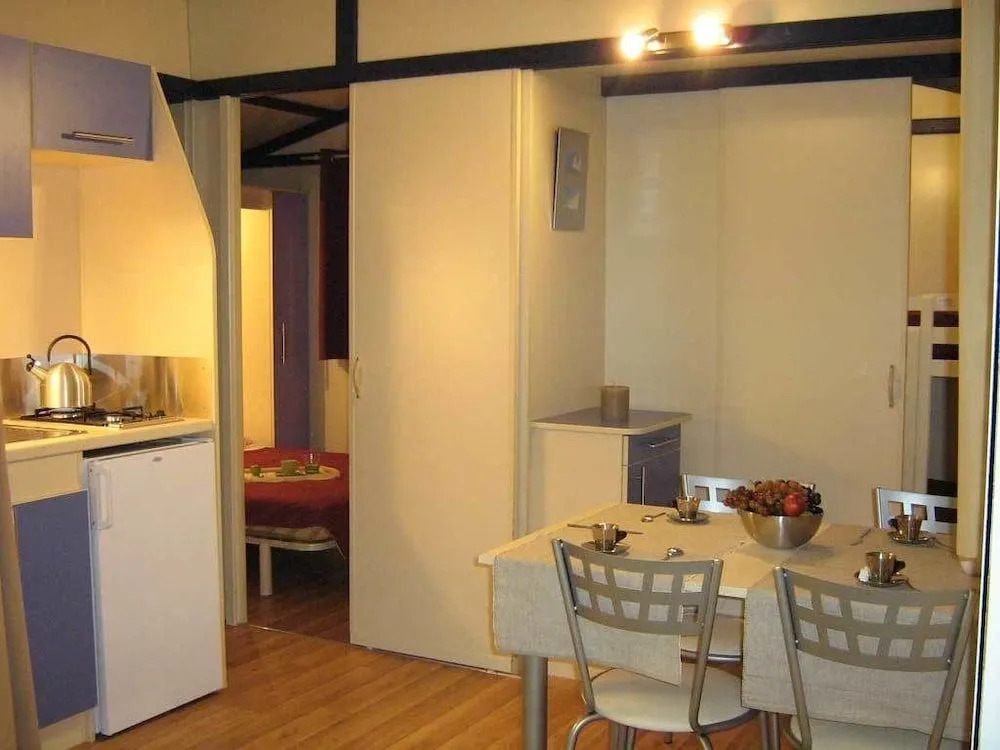 Camping Les Tilleuls - Chalets