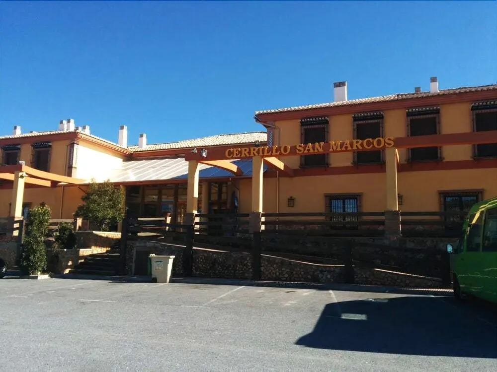 Hotel-Restaurante Cerrillo San Marcos