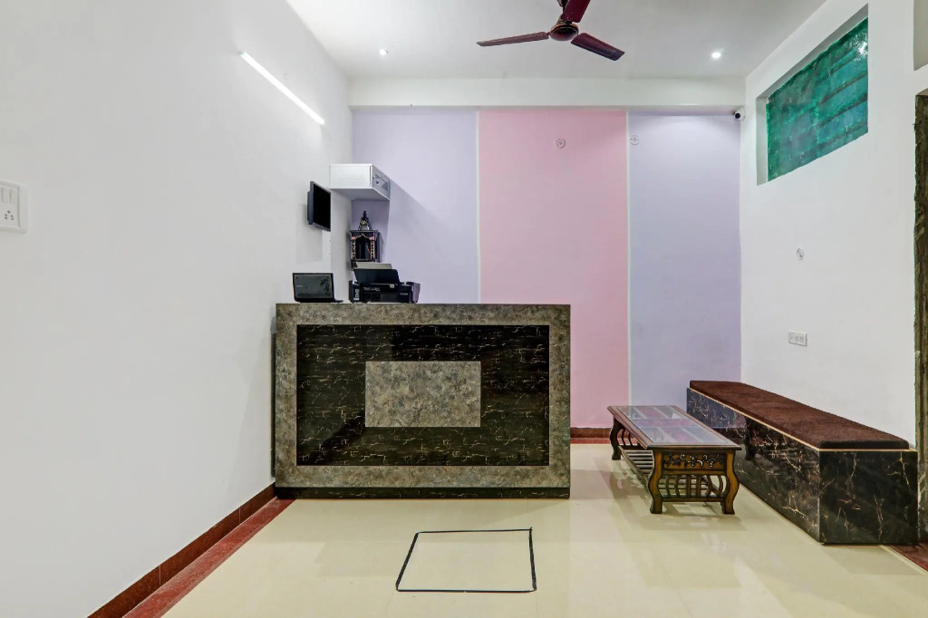 Collection O 84654 Hotel Raas