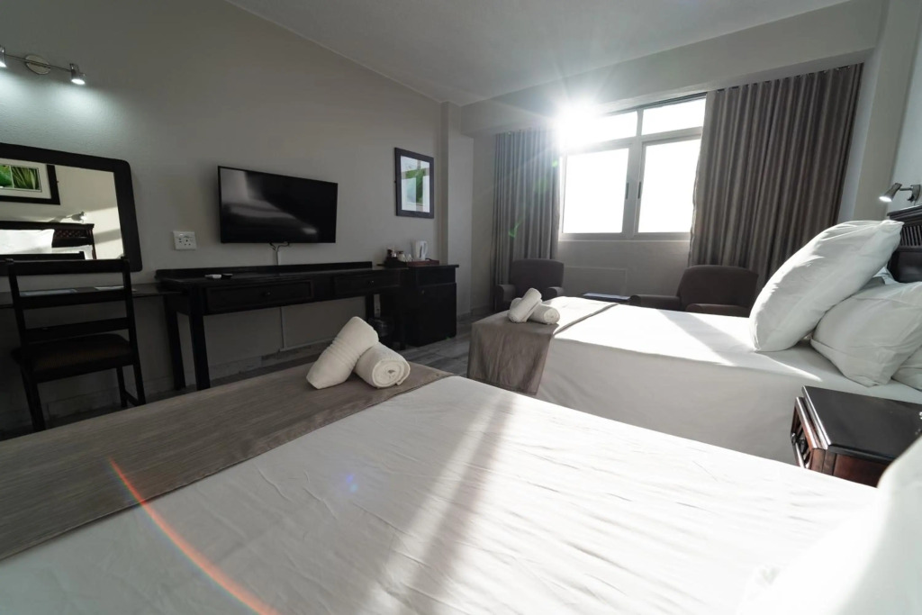 Gooderson Tropicana Hotel