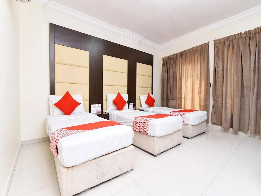 OYO 426 Royal Al Khaleej Furnished Apt