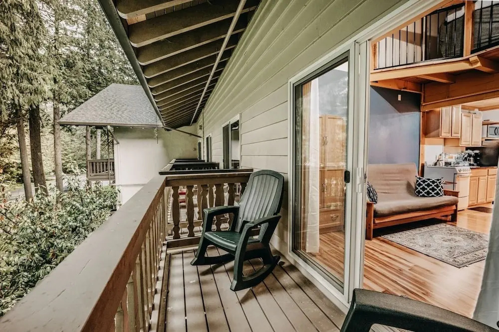 18sll - Newly Remodeled - Sleeps 4 - Fireplace - W/d 1 Bedroom Condo by Redawning
