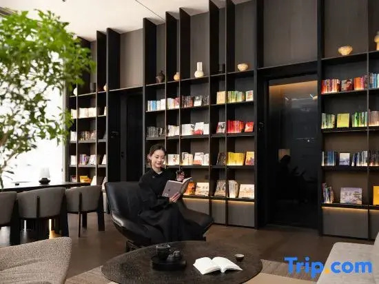Wuhan Hankou Financial Centre Hong Kong Road ATOUR Hotel