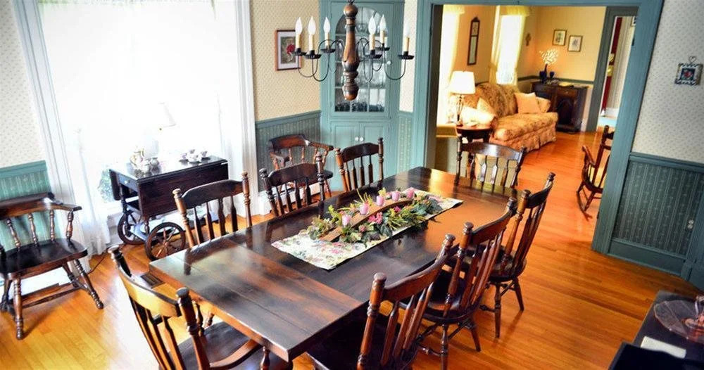 Blushing Rose Bed & Breakfast