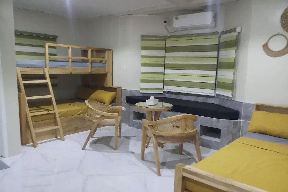 Michaels Homestay - Farm Villa near Patar Beach & Bolinao Falls