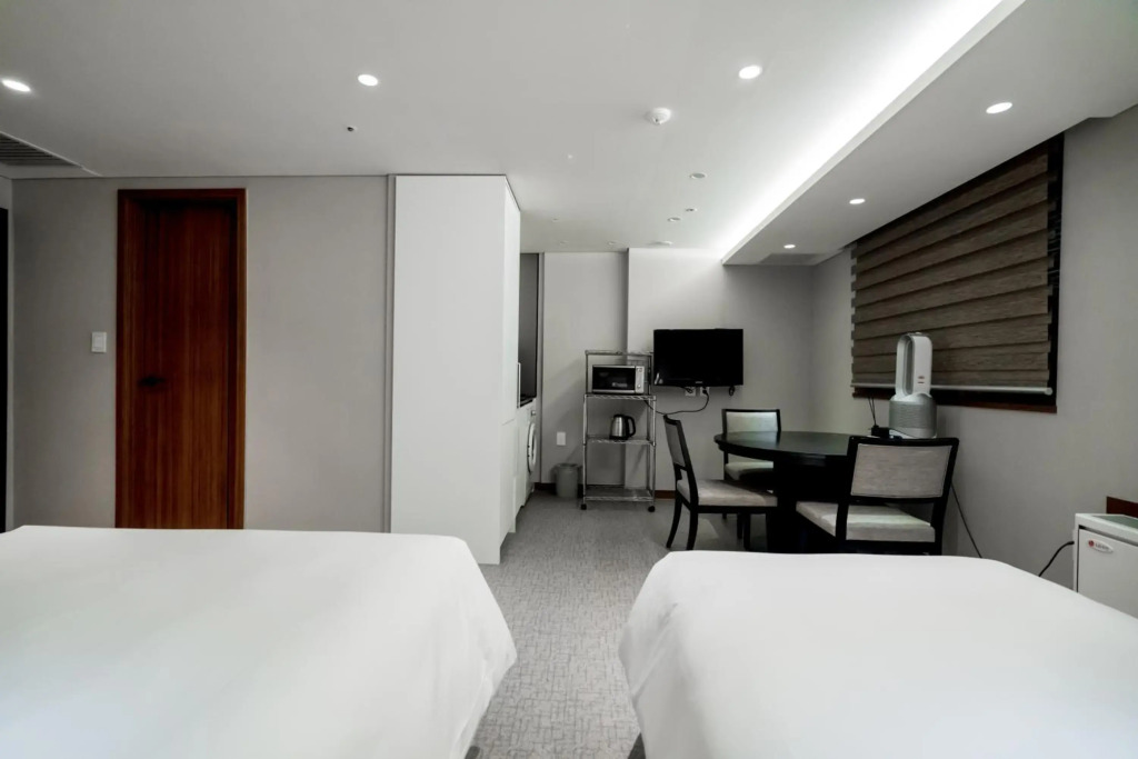 Oriens Hotel & Residences Myeongdong