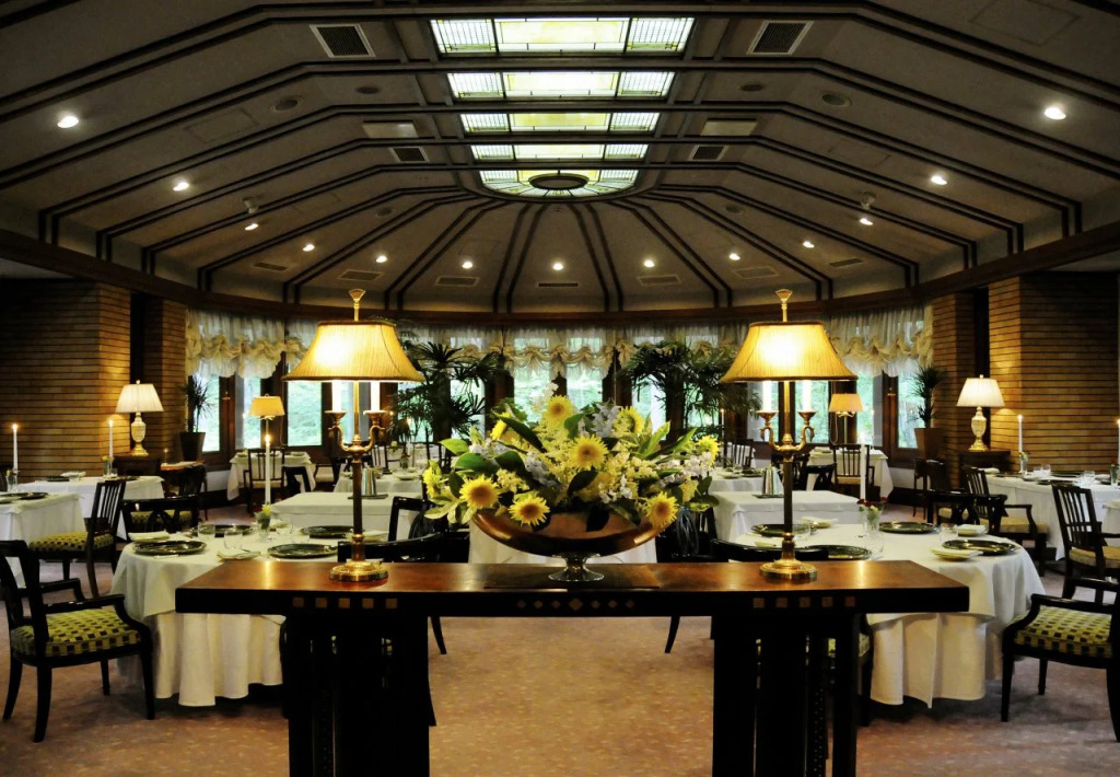 Hotel Nishikan