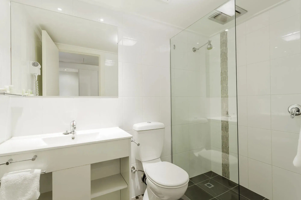 Bayside Geelong Hotel & Apartments, an Ascend Collection Hotel